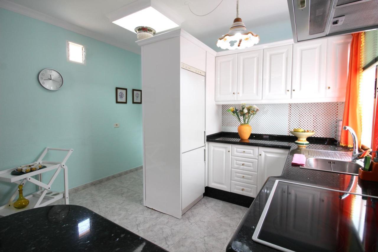 Vivienda Oscar Apartment Puerto De Naos ภายนอก รูปภาพ